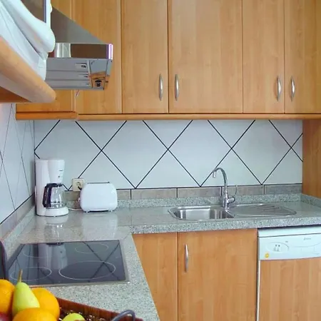 Villa Playa Blanca Sleeps 6 Pool Wifi *